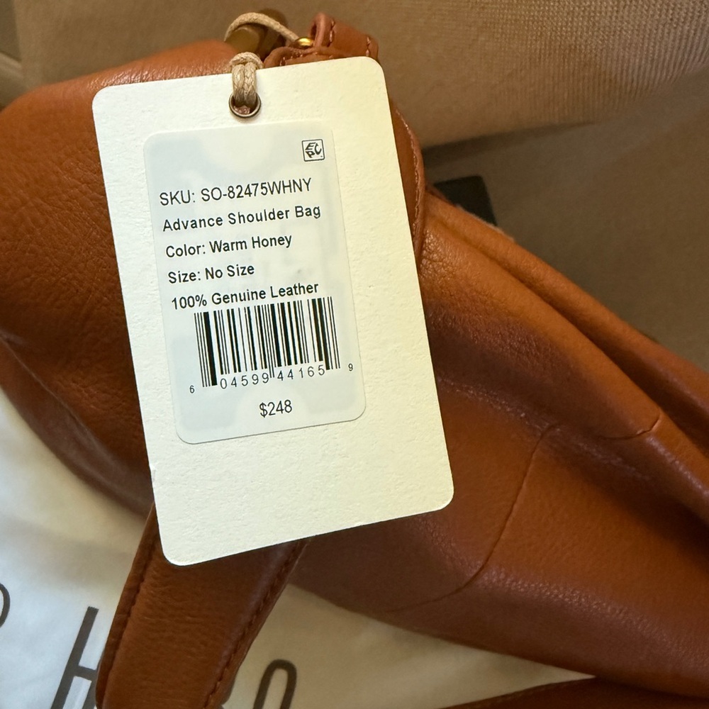 HOBO Advance Shoulder Bag Warm Honey - Picture 5 of 9